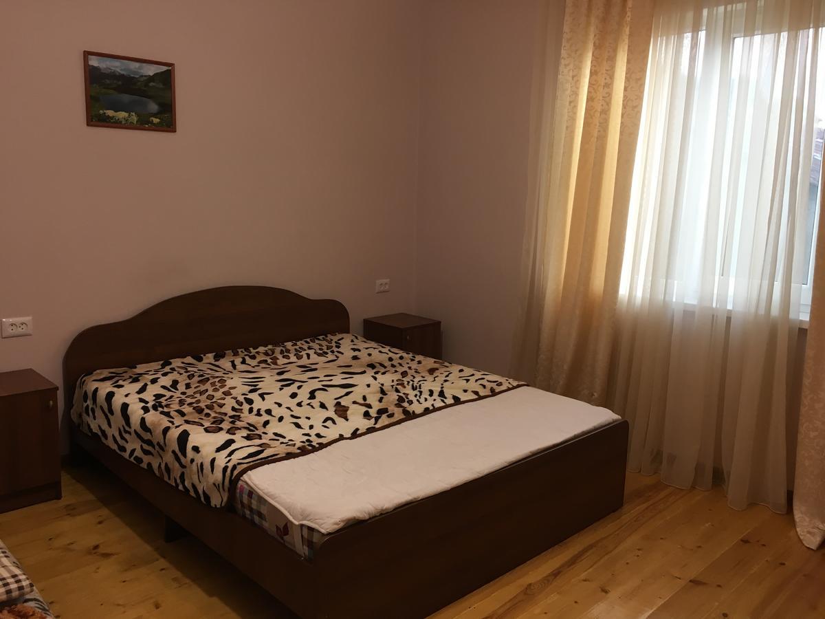 Guest House On Shakirbay 11 Suchumi Zewnętrze zdjęcie